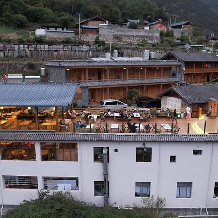 Tiger Leaping Gorge Tea Horse Gasthaus Shangri-La Bagian luar foto