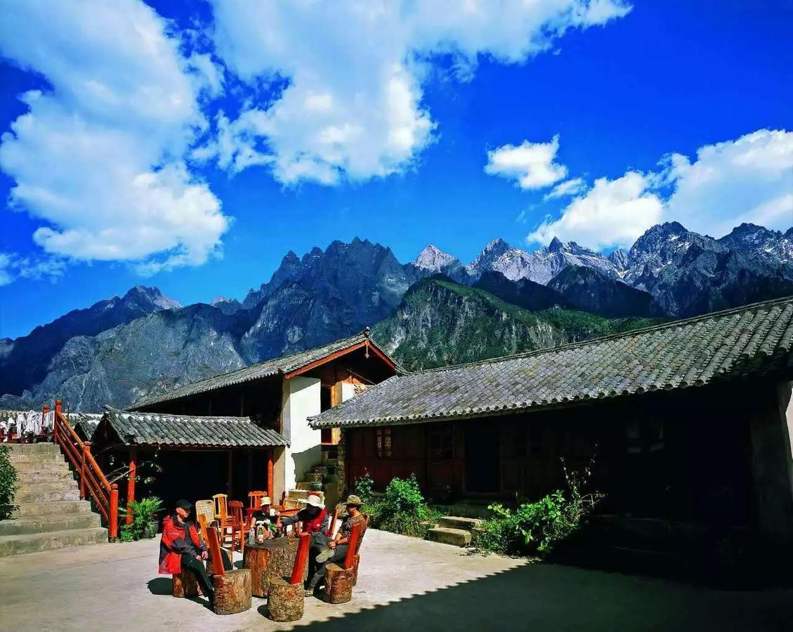 Tiger Leaping Gorge Tea Horse Gasthaus Shangri-La Bagian luar foto